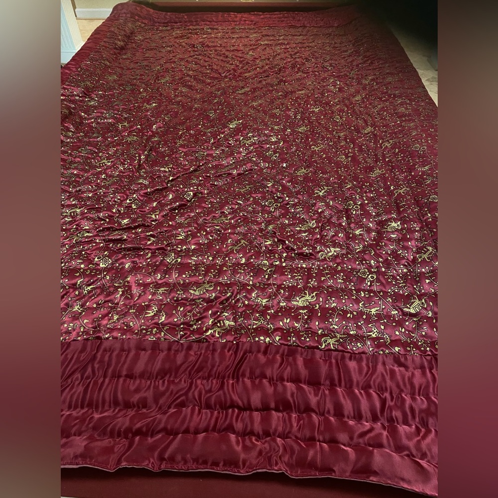 Traditional India Quilt Queen Size Burgundy Gold Print